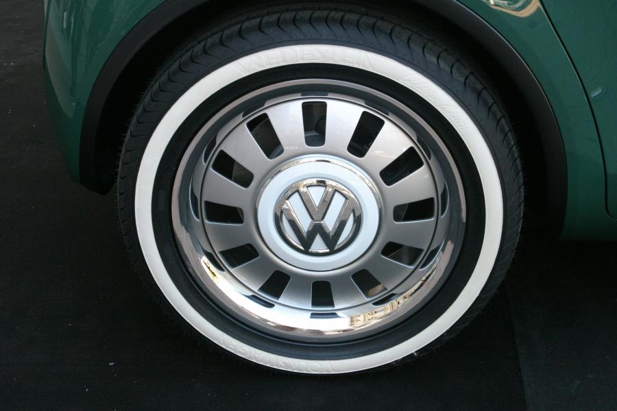  Volkswagen Milano Taxi Concept 2010 года  (фото 19 из 44)